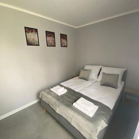 Energylandia Zator Noclegi Apartament Pokoje Do Wynajecia Polanka Wielka المظهر الخارجي الصورة