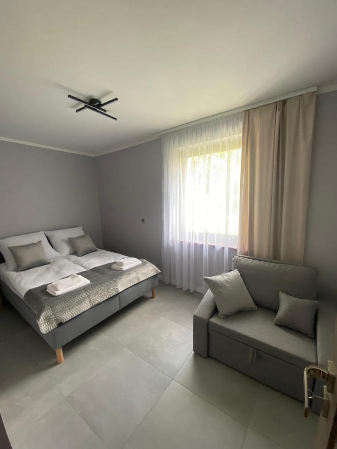 Energylandia Zator Noclegi Apartament Pokoje Do Wynajecia Polanka Wielka المظهر الخارجي الصورة